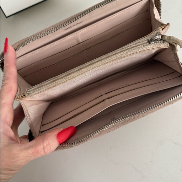 CHANEL Caviar Quilted Long Zip Wallet - Mauve/light pink - Picture 10 of 12